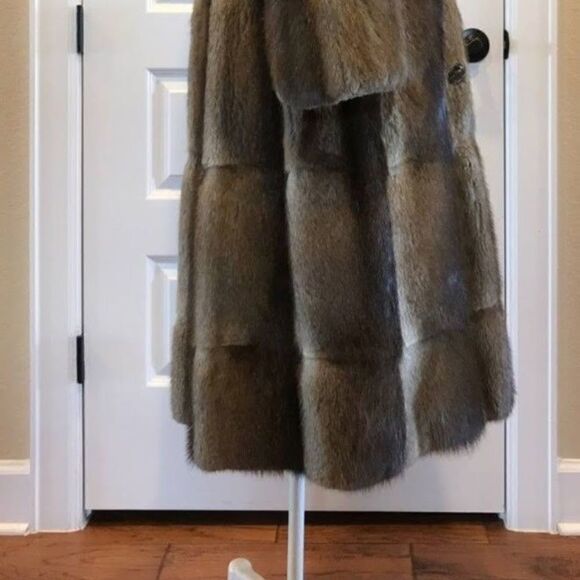 Super Cute Vintage Muskrat Double Breasted Coat - Picture 5 of 14
